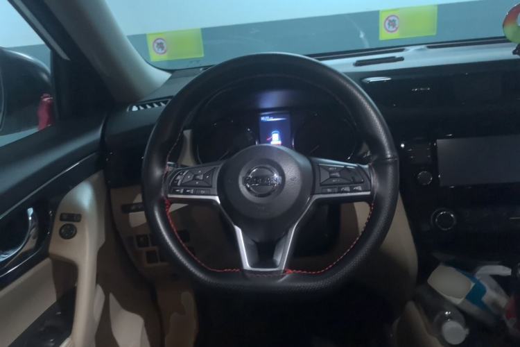 Used Nissan X-Trail 2017 2.0L CVT Comfort Edition 2WD Steering Wheel