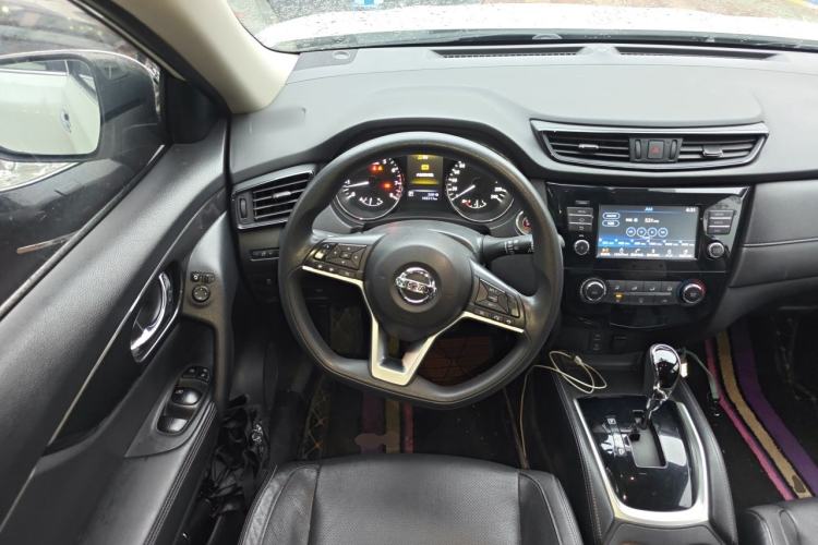 Used Nissan X-Trail 2017 2.0L CVT Comfort Edition 2WD Steering Wheel