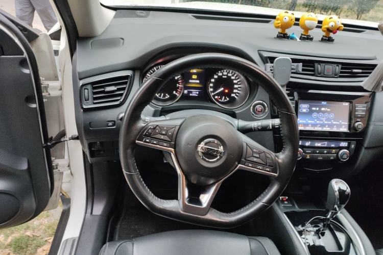 Used Nissan X-Trail 2017 2.0L CVT Comfort Edition 2WD Steering Wheel