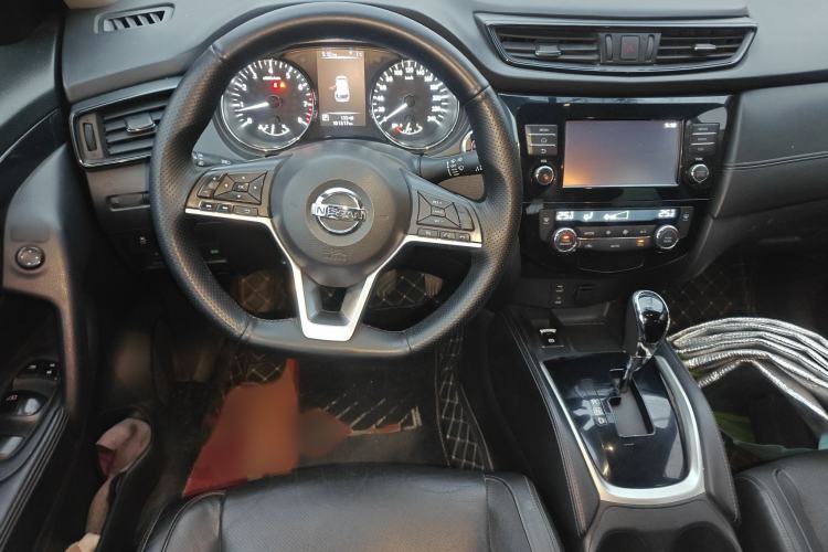 Used Nissan X-Trail 2017 2.5L CVT Leading Edition 4WD Steering Wheel