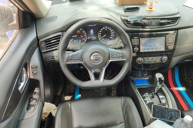 Used Nissan X-Trail 2017 2.0L CVT Comfort Edition 2WD Steering Wheel