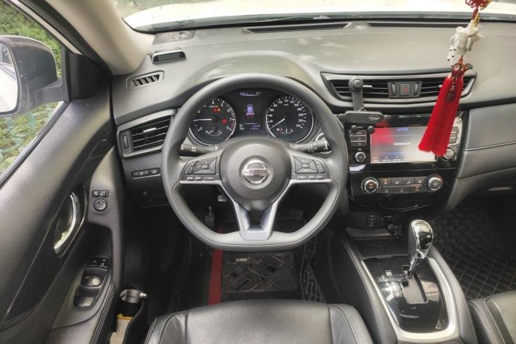 Used Nissan X-Trail 2017 2.0L CVT Comfort Edition 2WD Steering Wheel