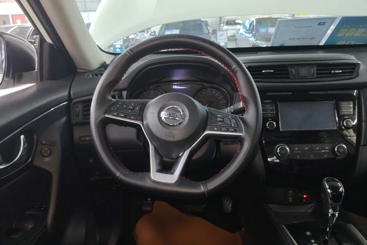 Used Nissan X-Trail 2017 2.0L CVT Comfort Edition 2WD Steering Wheel