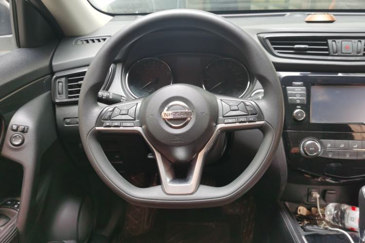 Used Nissan X-Trail 2017 2.0L CVT Comfort Edition 2WD Steering Wheel