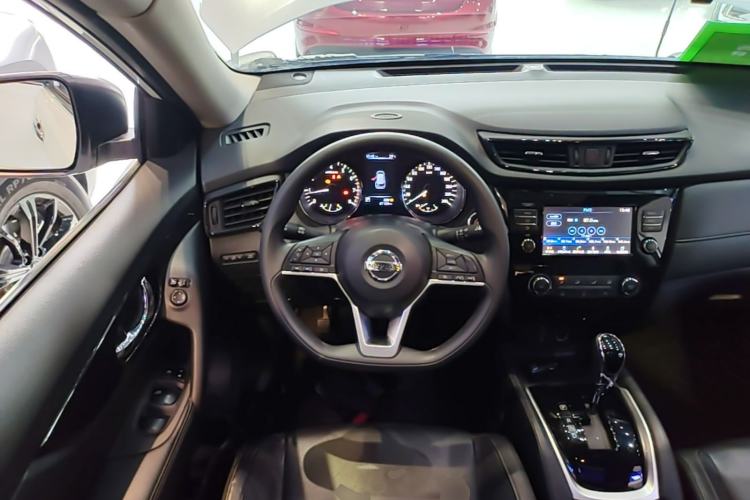 Used Nissan X-Trail 2017 2.0L CVT 7-Seater Comfort Edition 2WD Steering Wheel