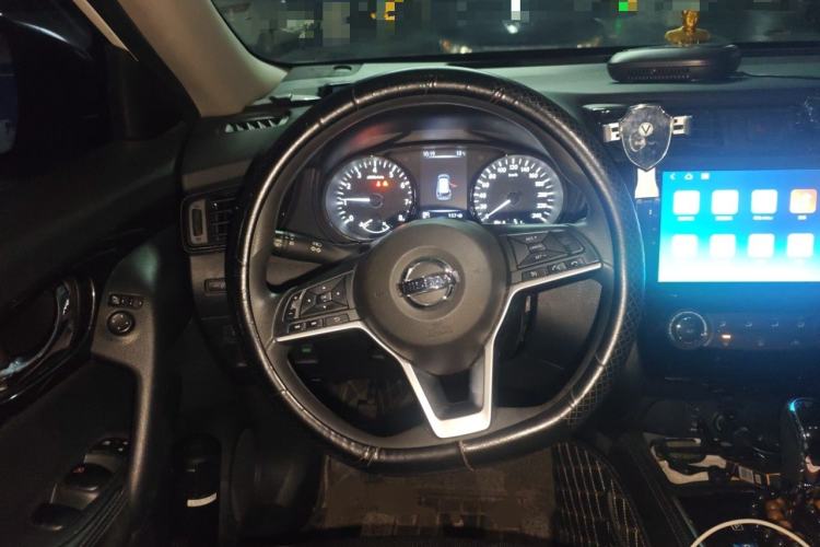 Used Nissan X-Trail 2017 2.0L CVT 7-Seater Comfort Edition 2WD Steering Wheel