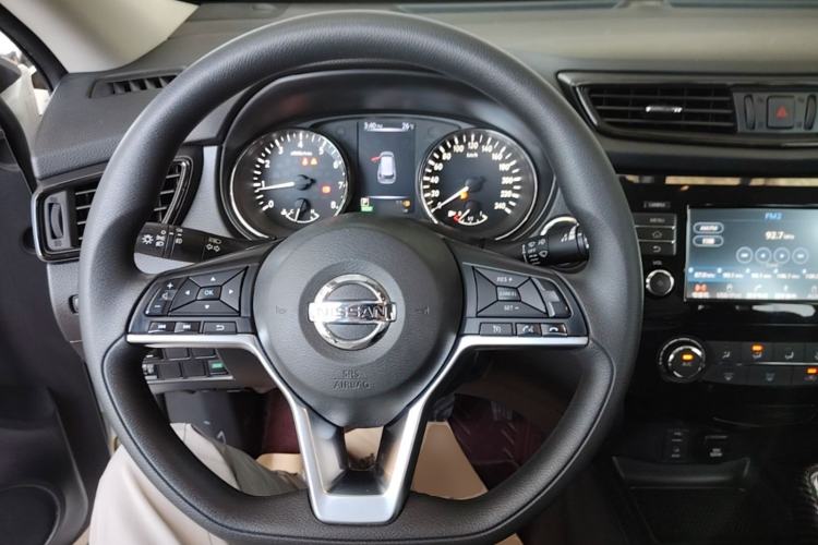 Used Nissan X-Trail 2017 2.0L CVT 7-Seater Comfort Edition 2WD Steering Wheel