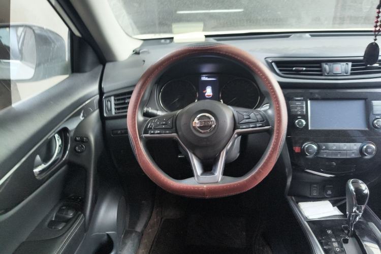 Used Nissan X-Trail 2017 2.0L CVT Comfort Edition 2WD Steering Wheel