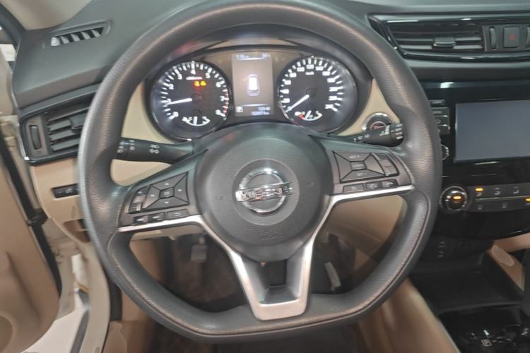 Used Nissan X-Trail 2017 2.0L CVT Comfort Edition 2WD Steering Wheel
