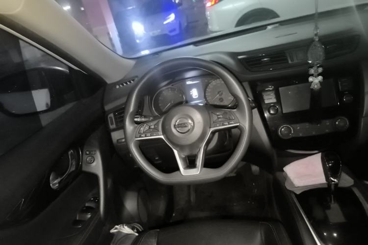 Used Nissan X-Trail 2017 2.0L CVT Comfort Edition 2WD Steering Wheel