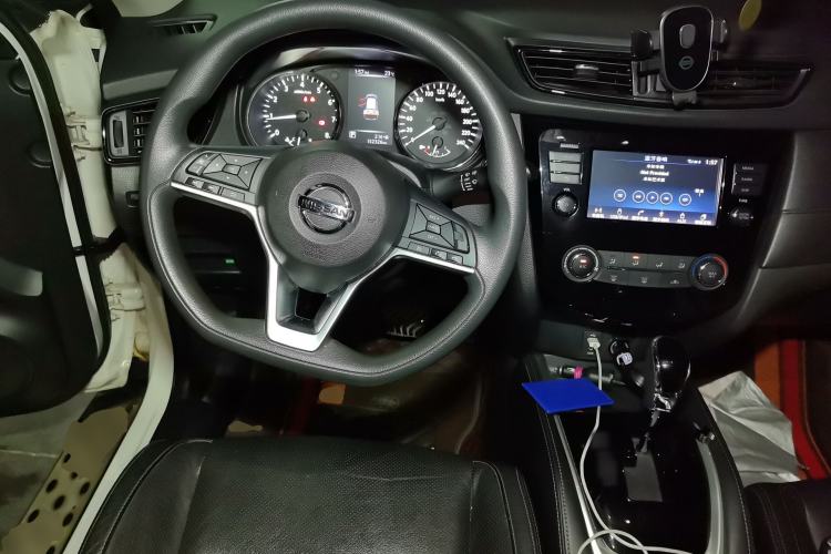 Used Nissan X-Trail 2017 2.0L CVT Comfort Edition 2WD Steering Wheel
