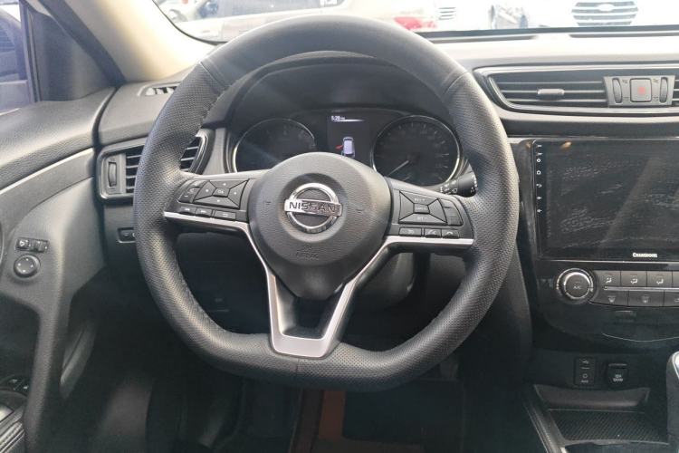 Used Nissan X-Trail 2017 2.0L CVT Comfort Edition 2WD Steering Wheel