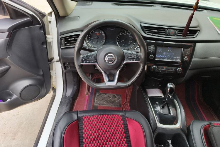 Used Nissan X-Trail 2017 2.0L CVT Comfort Edition 2WD Steering Wheel