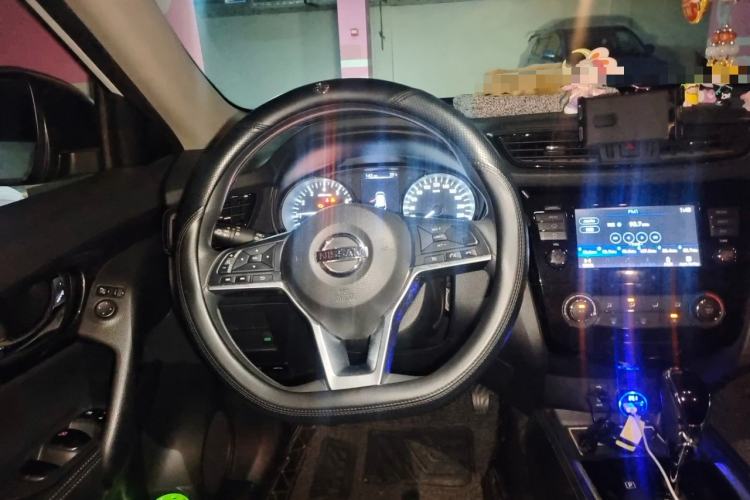 Used Nissan X-Trail 2017 2.0L CVT Comfort Edition 2WD Steering Wheel