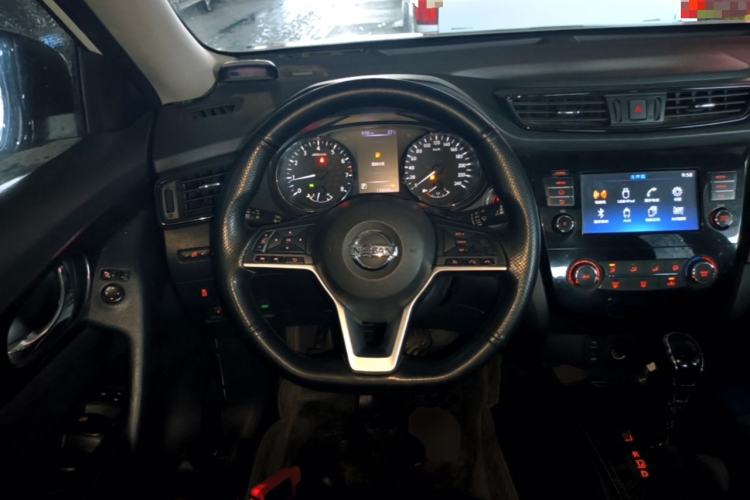 Used Nissan X-Trail 2017 2.0L CVT Comfort Edition 2WD Steering Wheel