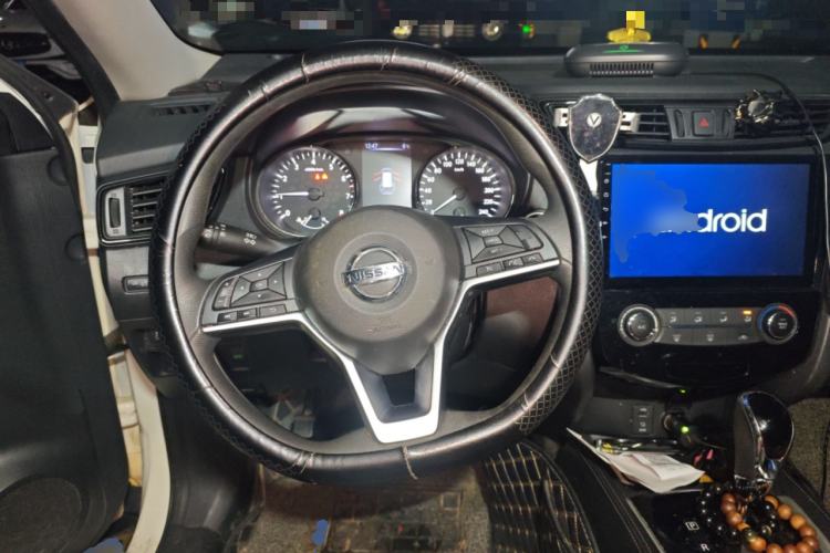Used Nissan X-Trail 2017 2.0L CVT 7-Seater Comfort Edition 2WD Steering Wheel
