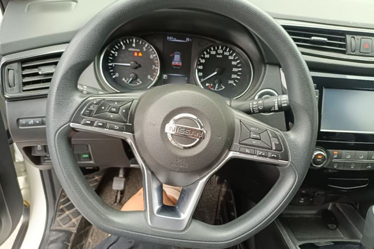 Used Nissan X-Trail 2017 2.0L CVT 7-Seater Comfort Edition 2WD Steering Wheel