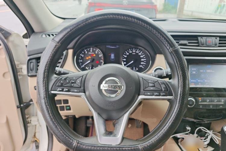 Used Nissan X-Trail 2017 2.0L CVT Comfort Edition 2WD Steering Wheel