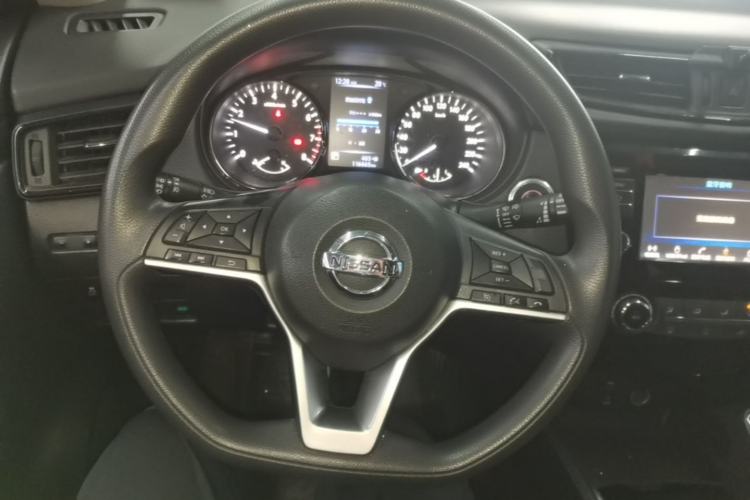 Used Nissan X-Trail 2017 2.0L CVT Comfort Edition 2WD Steering Wheel
