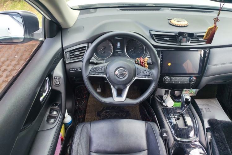 Used Nissan X-Trail 2017 2.0L CVT Comfort Edition 2WD Steering Wheel
