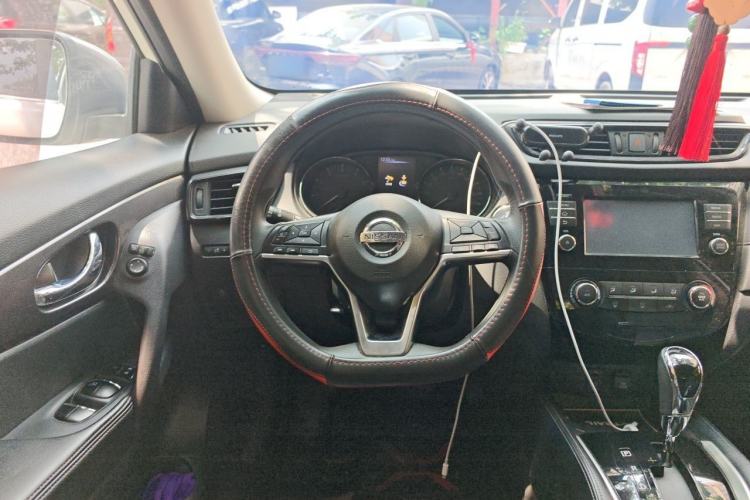 Used Nissan X-Trail 2017 2.0L CVT Comfort Edition 2WD Steering Wheel