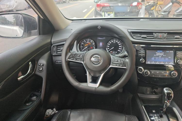 Used Nissan X-Trail 2017 2.0L CVT Comfort Edition 2WD Steering Wheel