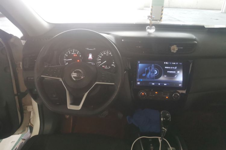 Used Nissan X-Trail 2017 2.0L CVT Comfort Edition 2WD Steering Wheel