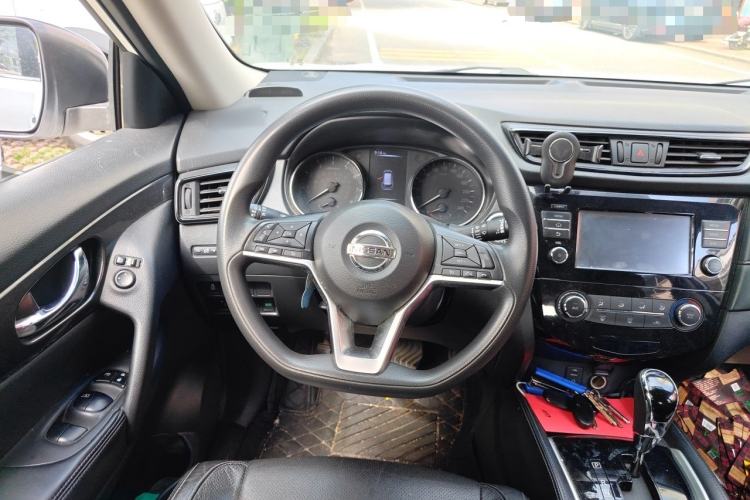 Used Nissan X-Trail 2017 2.0L CVT Comfort Edition 2WD Steering Wheel