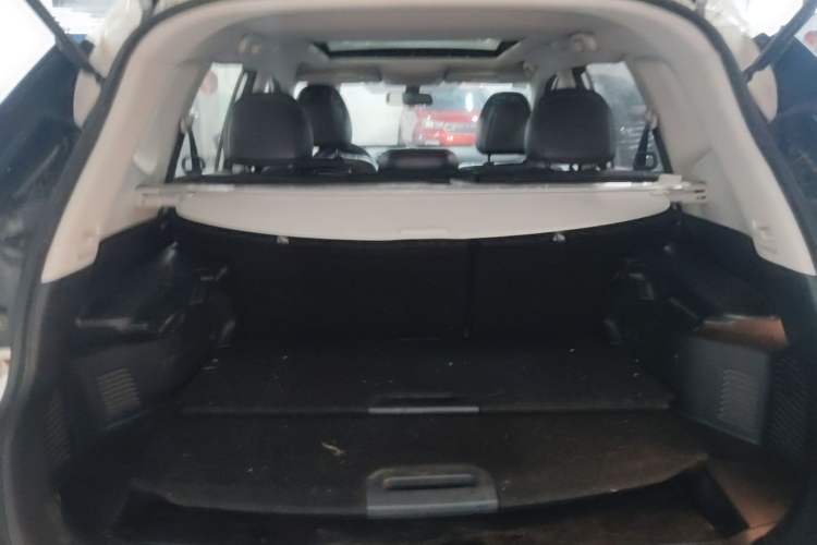 Used Nissan X-Trail 2017 2.0L CVT Comfort Edition 2WD Trunk