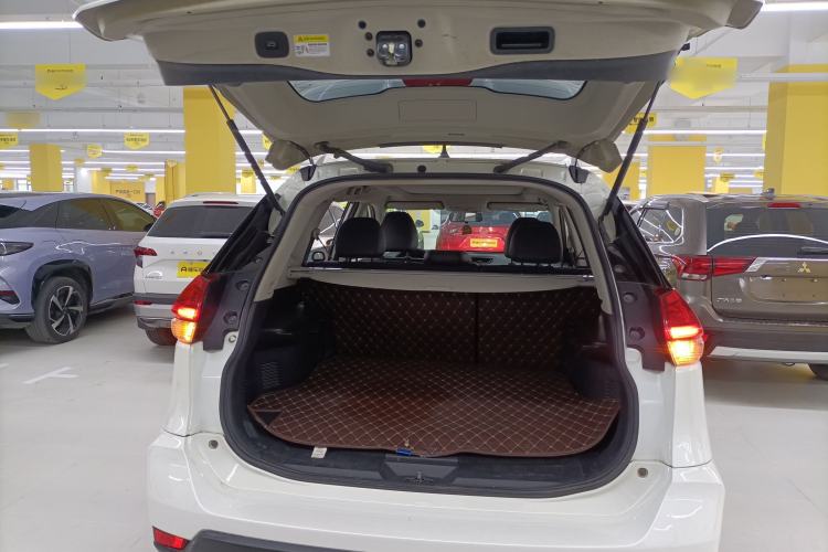 Used Nissan X-Trail 2017 2.0L CVT Comfort Edition 2WD Trunk