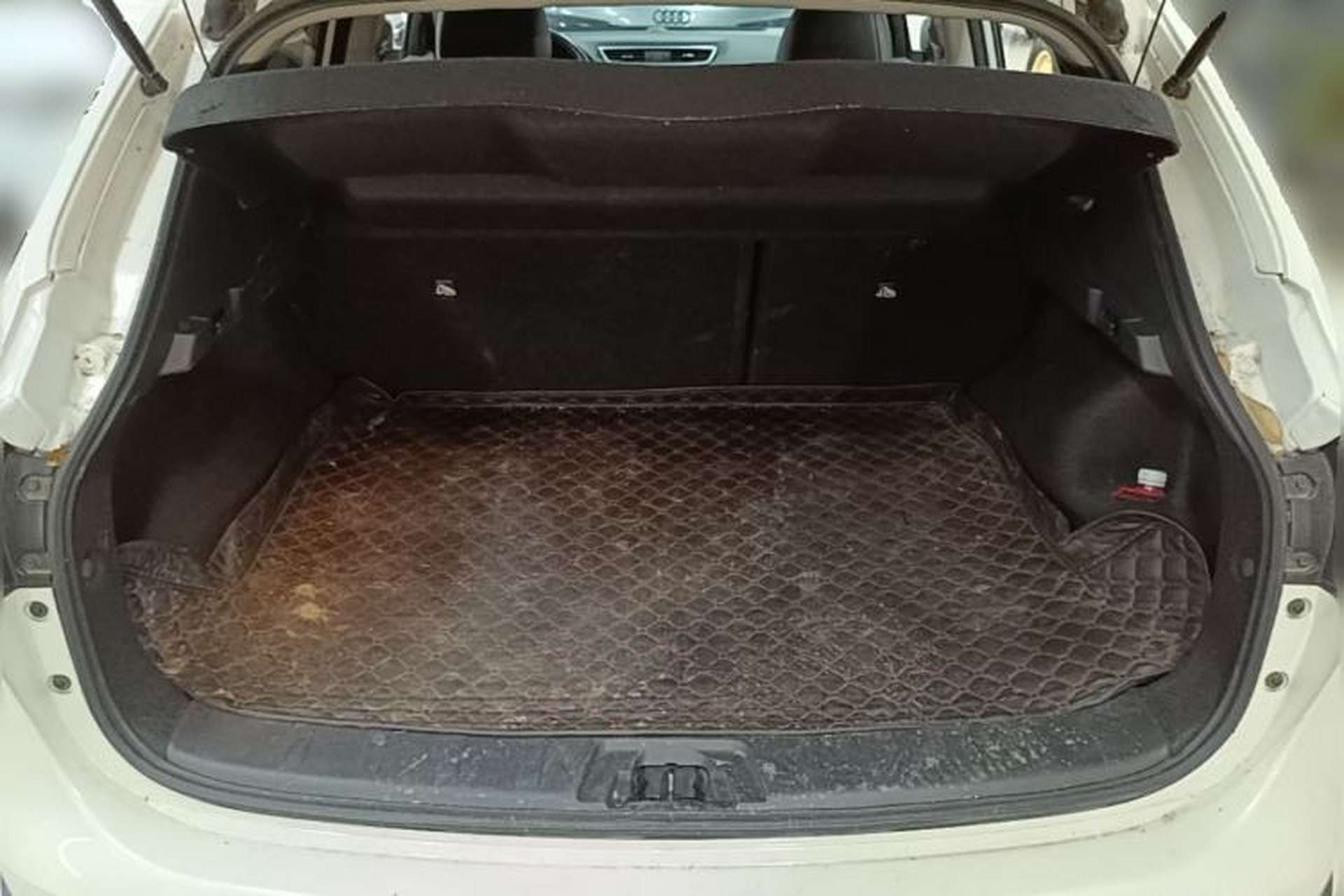Used Nissan X-Trail 2017 2.0L CVT Fashion Edition 2WD Trunk