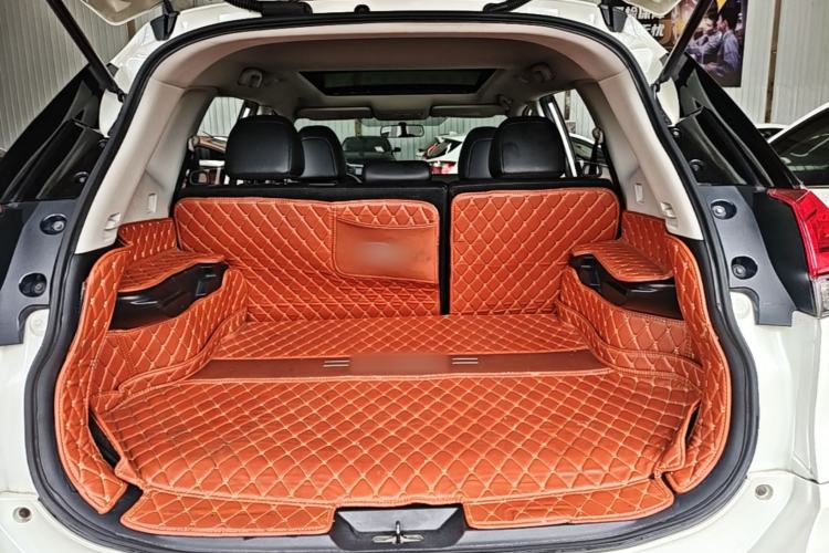 Used Nissan X-Trail 2017 2.0L CVT Comfort Edition 2WD Trunk