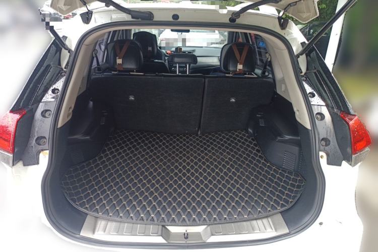 Used Nissan X-Trail 2017 2.0L CVT Comfort Edition 2WD Trunk