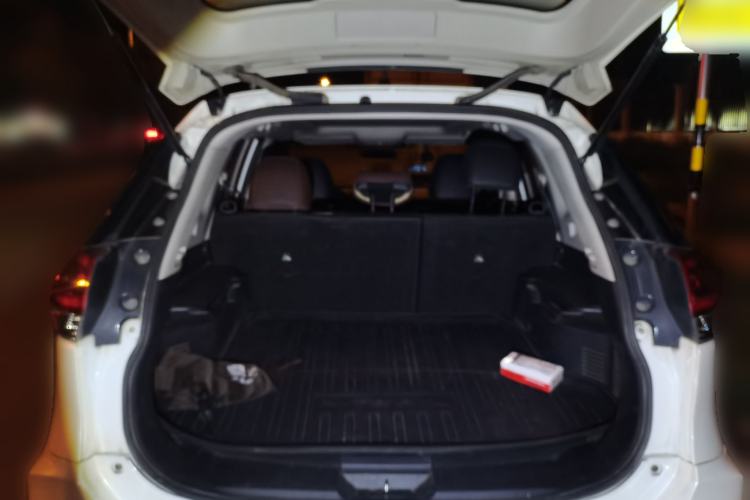 Used Nissan X-Trail 2017 2.0L CVT Comfort Edition 2WD Trunk