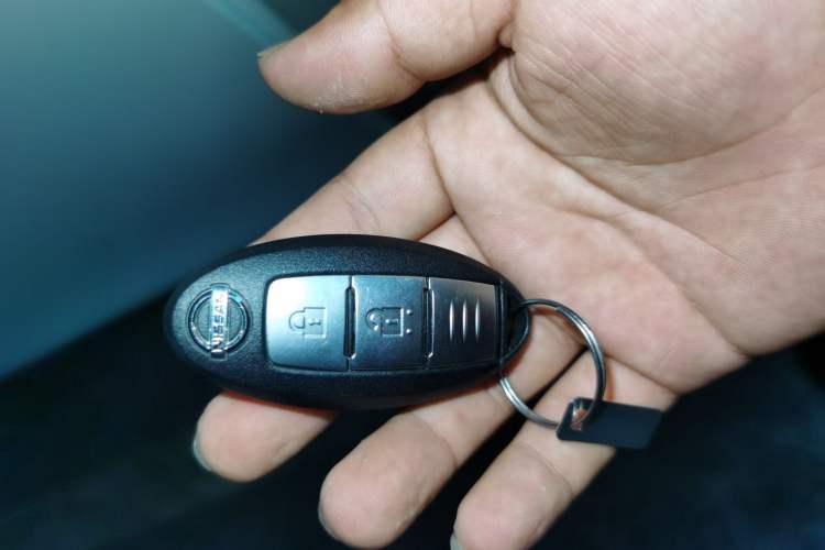 Used Nissan X-Trail 2017 2.0L CVT Comfort Edition 2WD Vehicle Key
