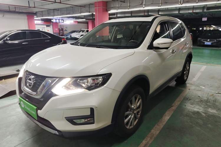 Used Nissan X-Trail 2017 2.0L CVT Comfort Edition 2WD Guazi used car, China used car export, Used car for sale, Used cars, Cheapest cars for sale
