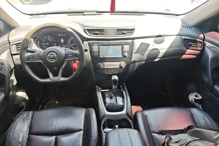 Used Nissan X-Trail 2017 2.0L CVT Comfort Edition 2WD Center Console