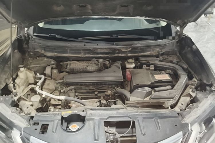 Used Nissan X-Trail 2017 2.5L CVT Luxury Edition 4WD Engine Bay
