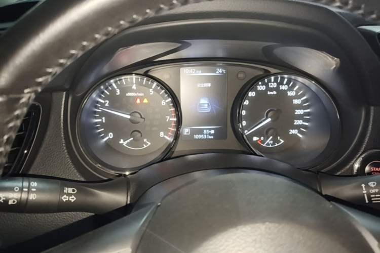 Used Nissan X-Trail 2017 2.5L CVT Luxury Edition 4WD Instrument Cluster