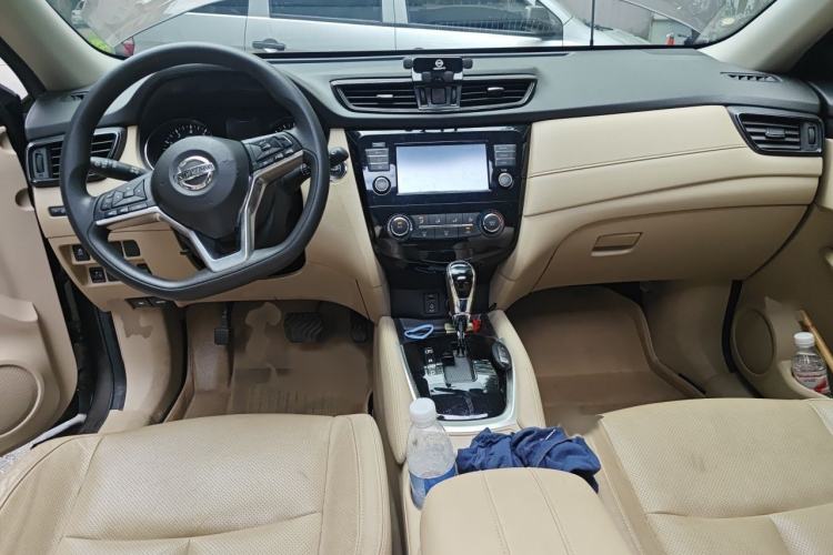 Used Nissan X-Trail 2017 2.0L CVT Comfort Edition 2WD Interior 2