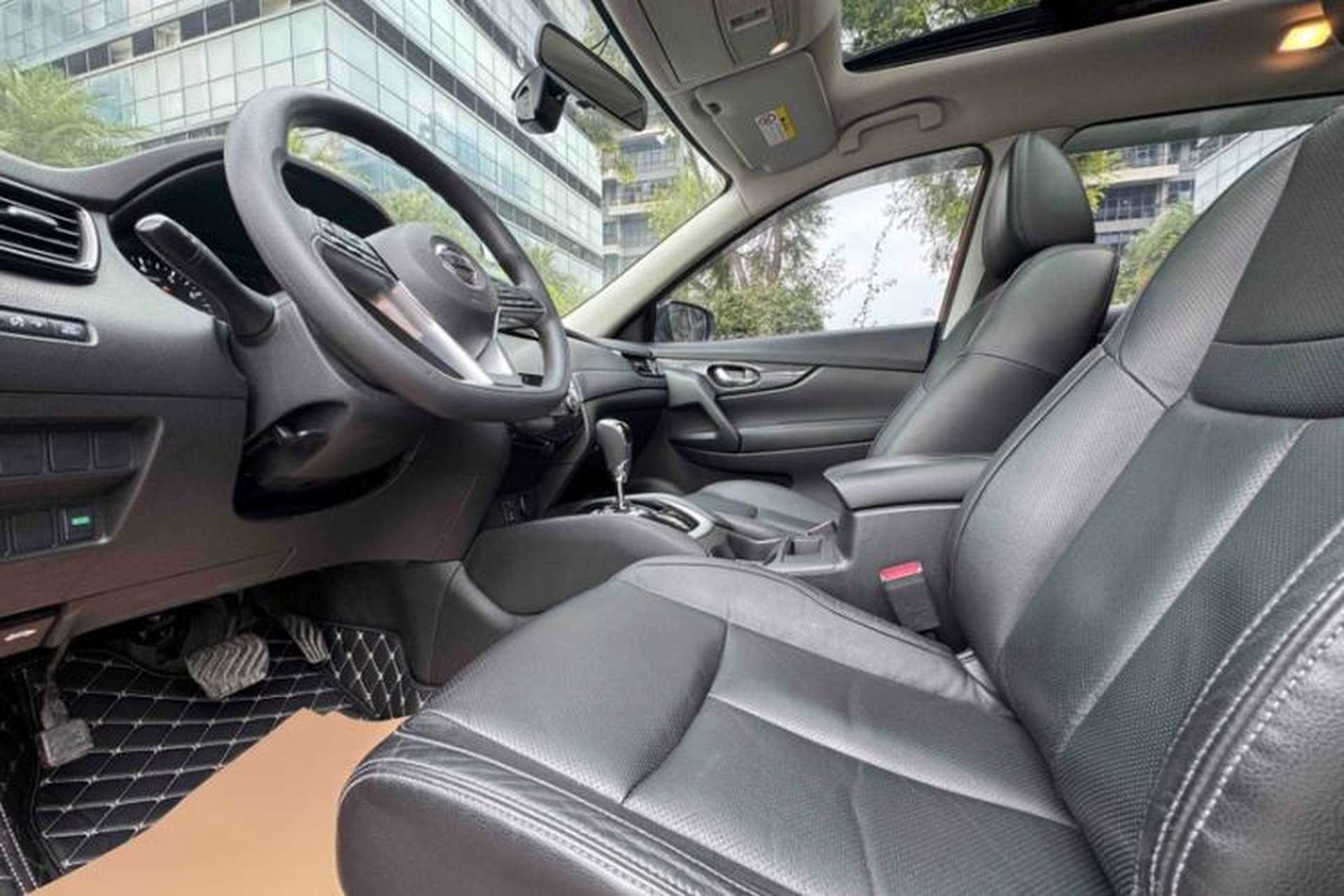 Used Nissan X-Trail 2017 2.0L CVT Comfort Edition 2WD Interior 5