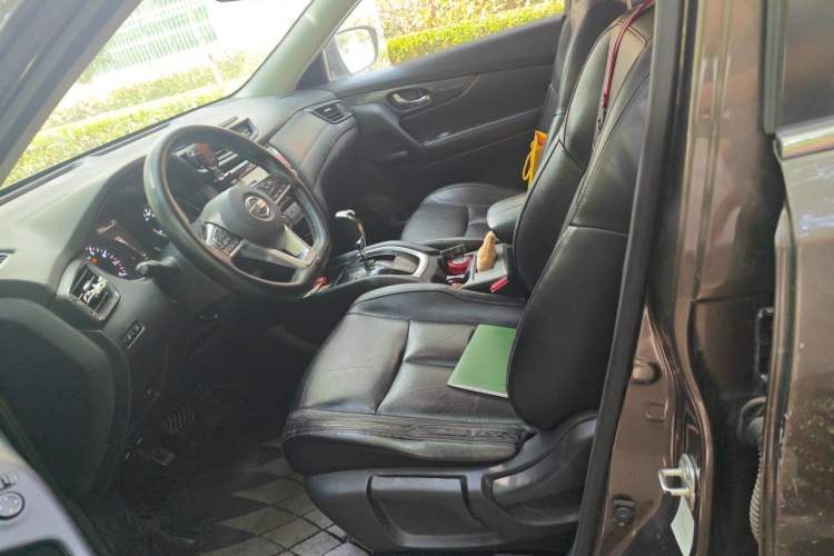 Used Nissan X-Trail 2017 2.0L CVT Comfort Edition 2WD Left Front Seat