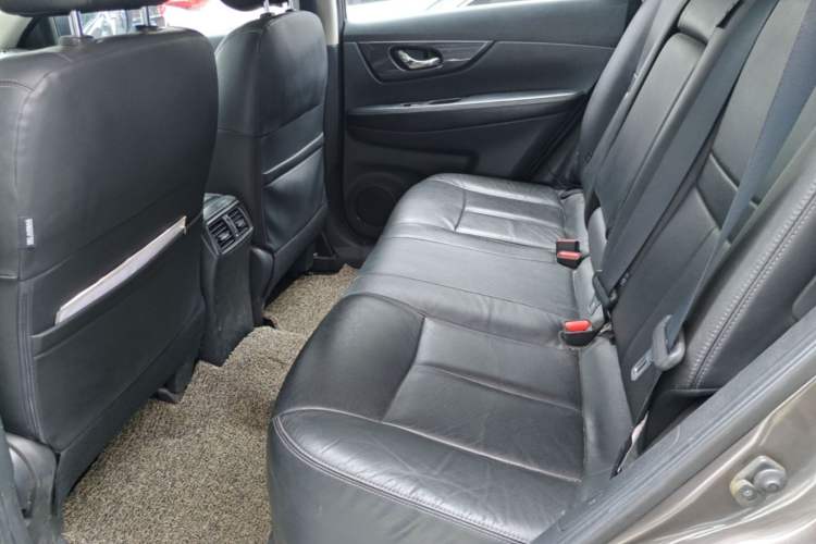 Used Nissan X-Trail 2017 2.0L CVT Comfort Edition 2WD Left Rear Seat