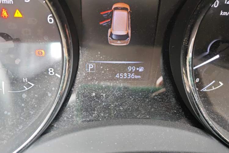Used Nissan X-Trail 2017 2.0L CVT Comfort Edition 2WD Odometer Close Up
