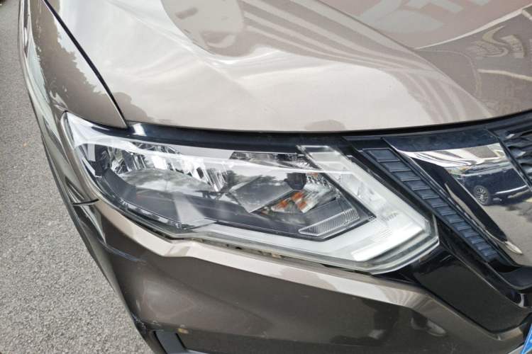 Used Nissan X-Trail 2017 2.0L CVT Comfort Edition 2WD Right Front Headlight