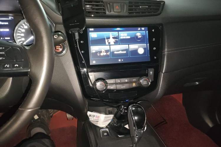 Used Nissan X-Trail 2019 2.0L CVT Smart Connect Comfort Edition 2WD Audio And AC Panel