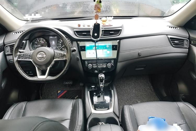Used Nissan X-Trail 2019 2.0L CVT Comfort Edition 2WD Center Console