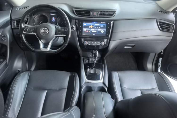 Used Nissan X-Trail 2019 2.0L CVT Smart Connect Comfort Edition 2WD Center Console