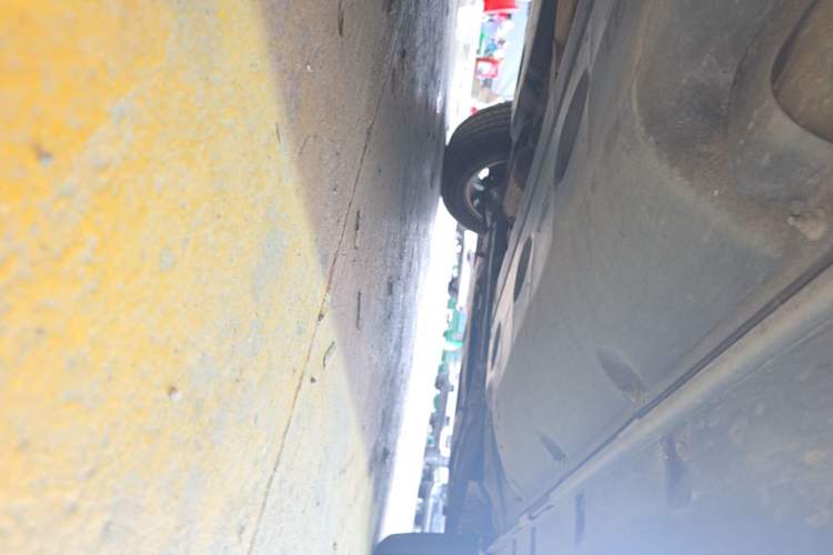 Used Nissan X-Trail 2019 2.0L CVT Smart Connect Comfort Edition 2WD Chassis Front Right