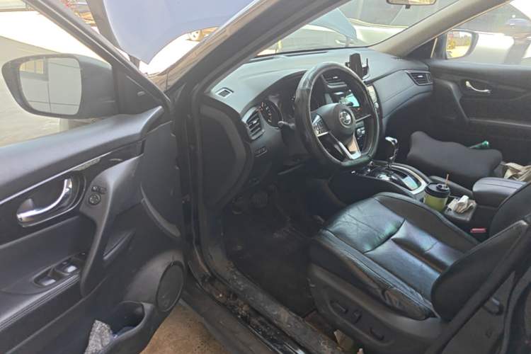 Used Nissan X-Trail 2019 2.0L CVT Comfort Edition 2WD Driver Seat